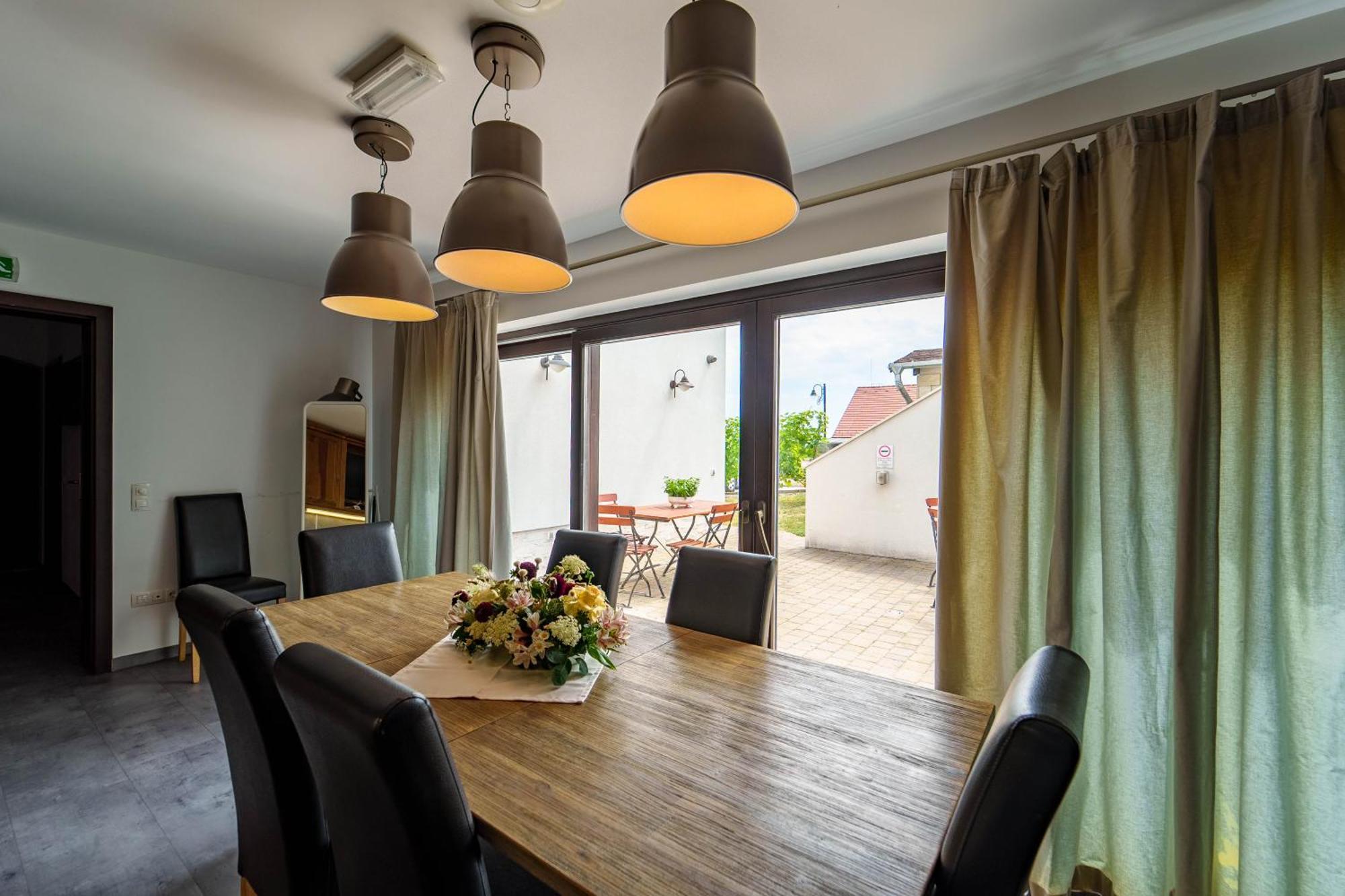 Rokusfalvy Birtok Vendeghaz Etyek Exterior foto
